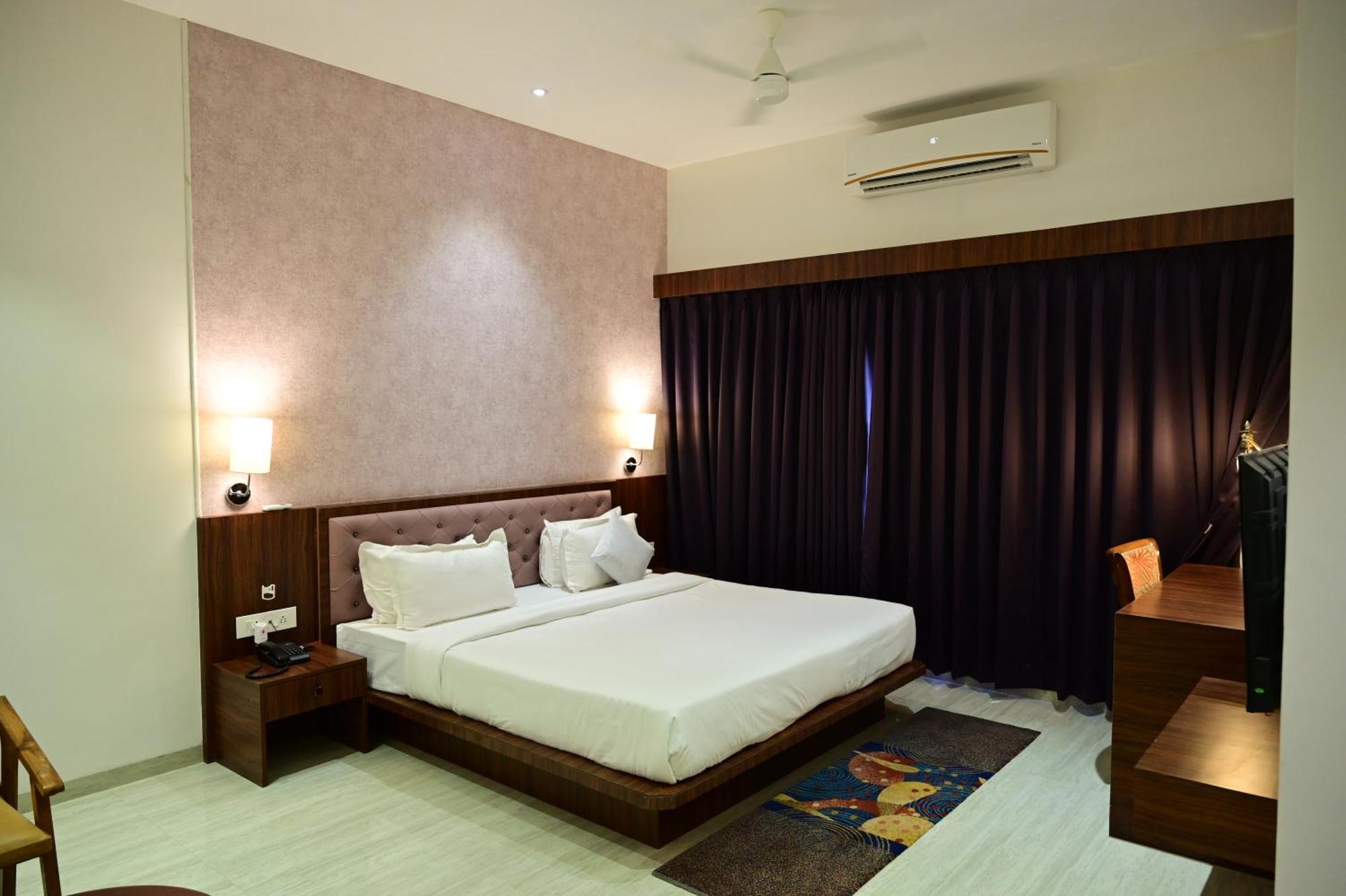 The One Hotel Nashik Luaran gambar