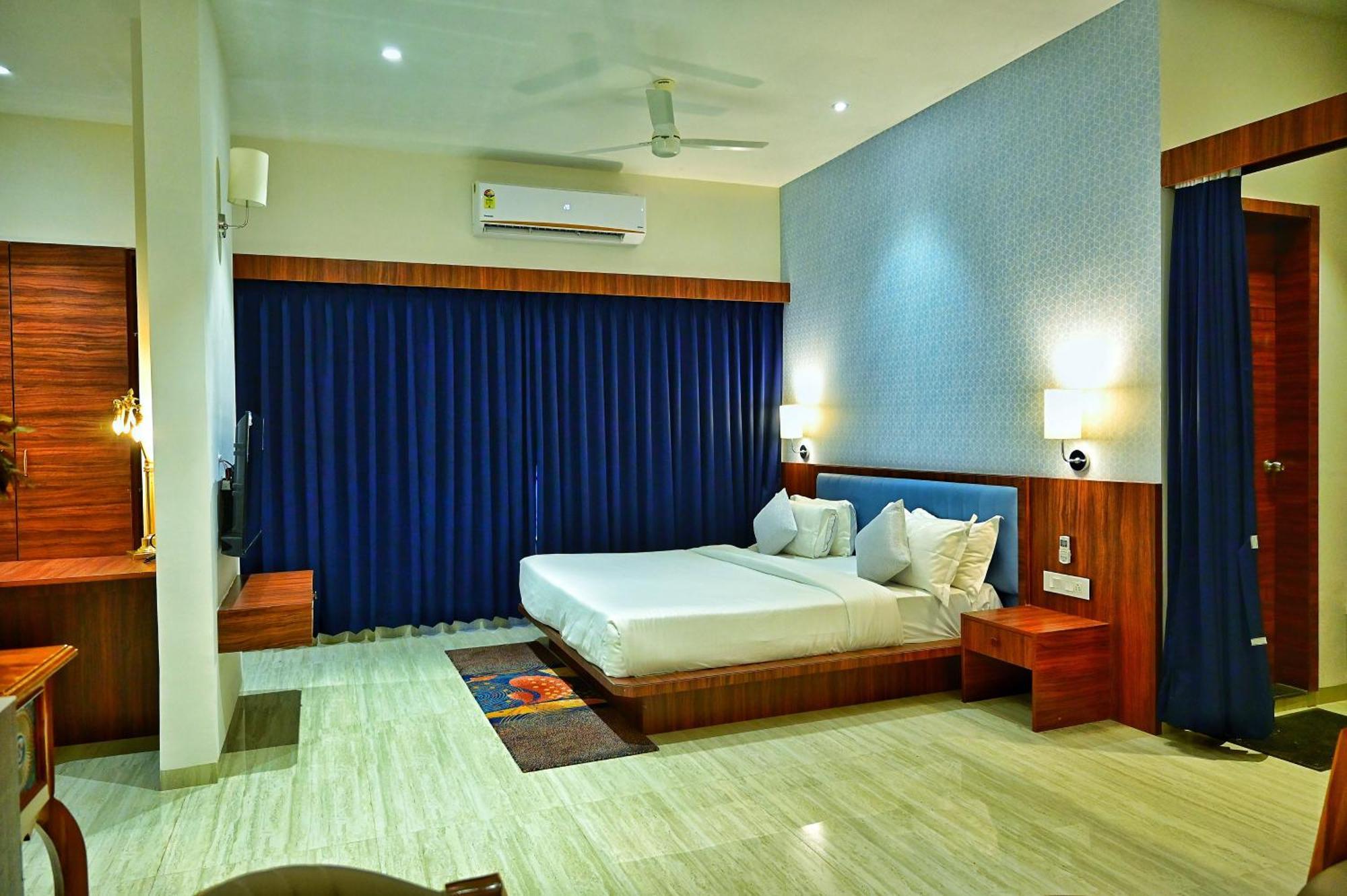 The One Hotel Nashik Luaran gambar