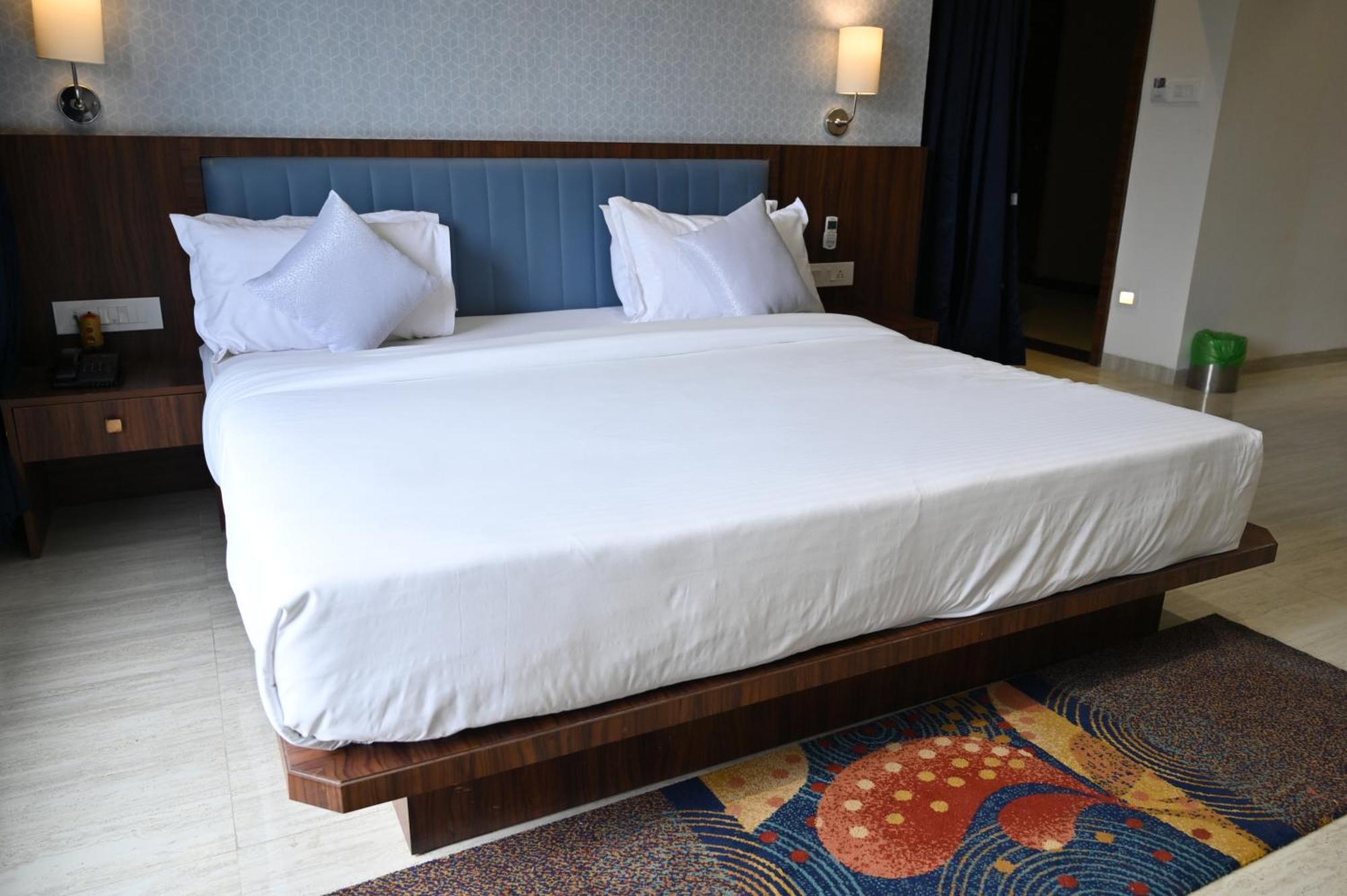 The One Hotel Nashik Luaran gambar